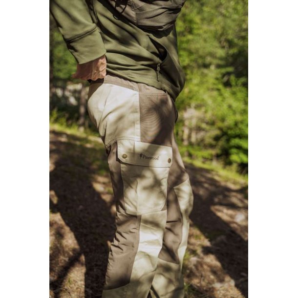 Pinewood Finnveden Trail Hybrid Bukser Earth Brown/L. Khaki